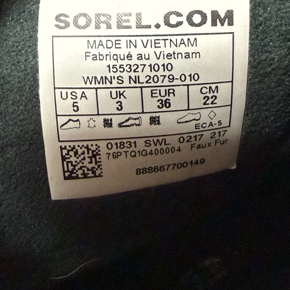 Sorel NL2079-010 Womens Waterproof Winter Snow Boots Black Faux Fur Size‎ 5